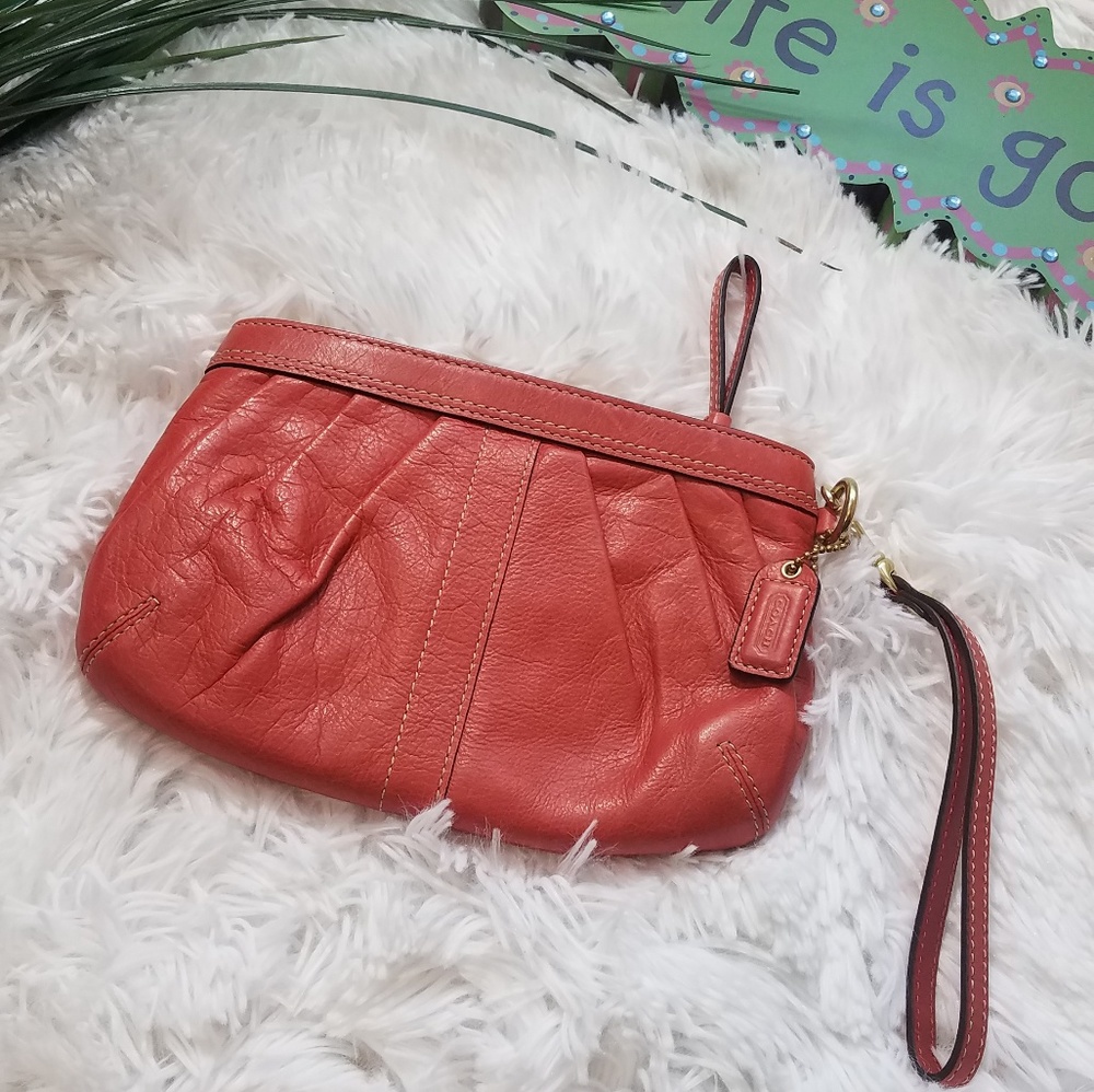 Vintage Coach wristlet - Picture 6 of 7